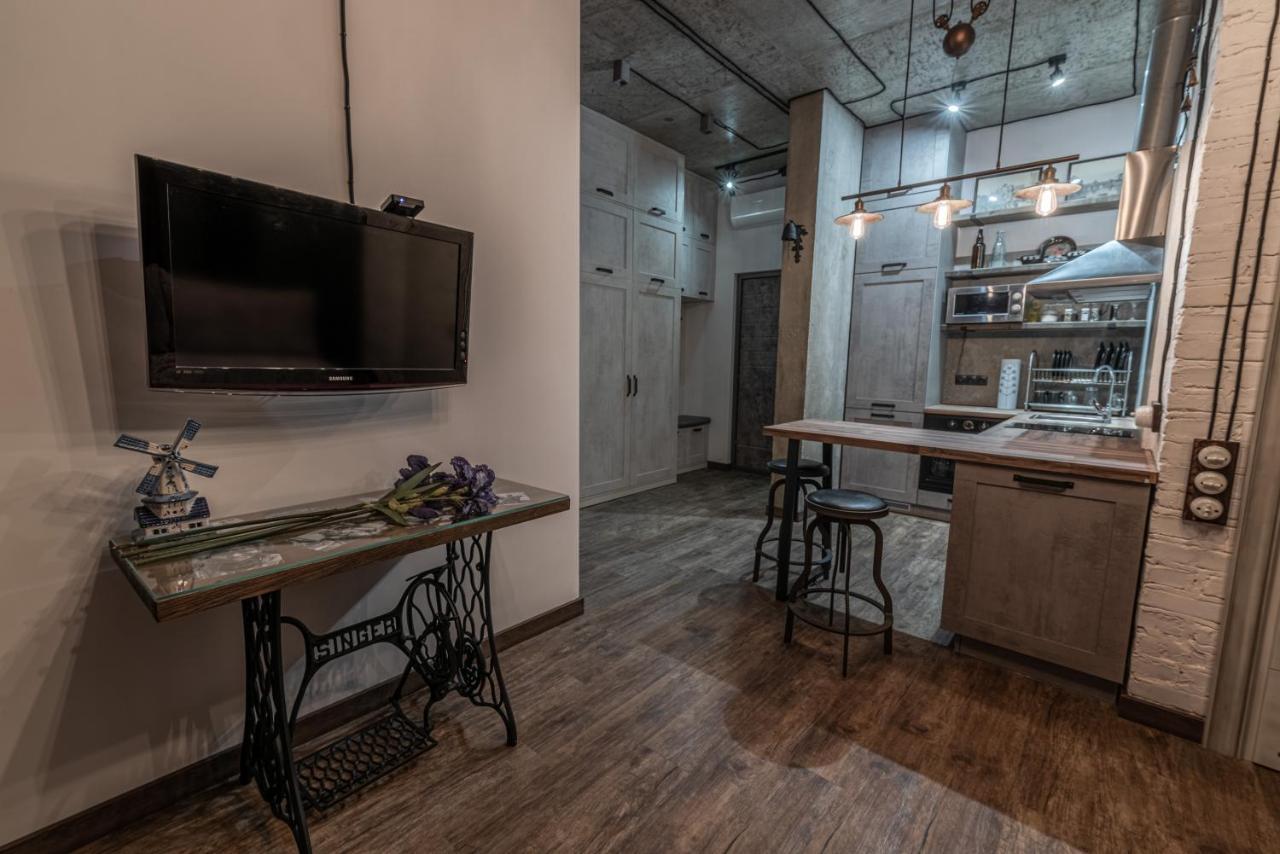 Eco Apartments In French Quarter Kiev Bagian luar foto