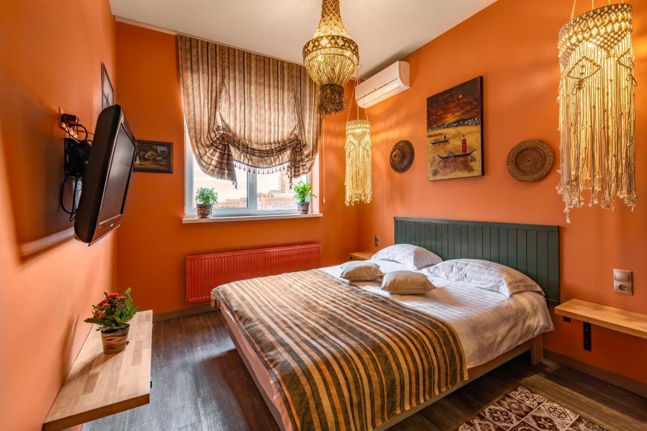 Eco Apartments In French Quarter Kiev Bagian luar foto