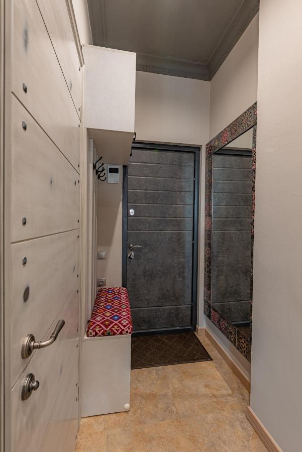 Eco Apartments In French Quarter Kiev Bagian luar foto