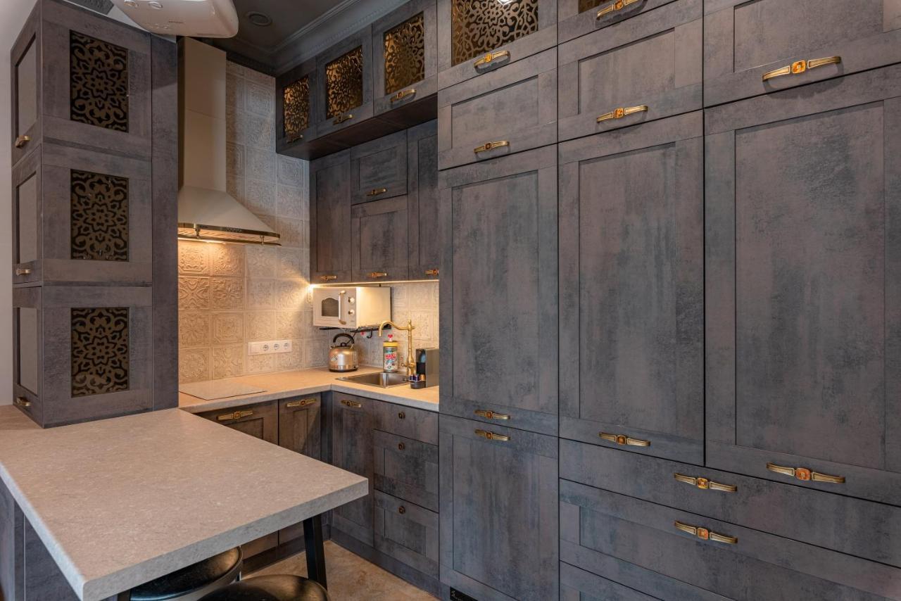 Eco Apartments In French Quarter Kiev Bagian luar foto