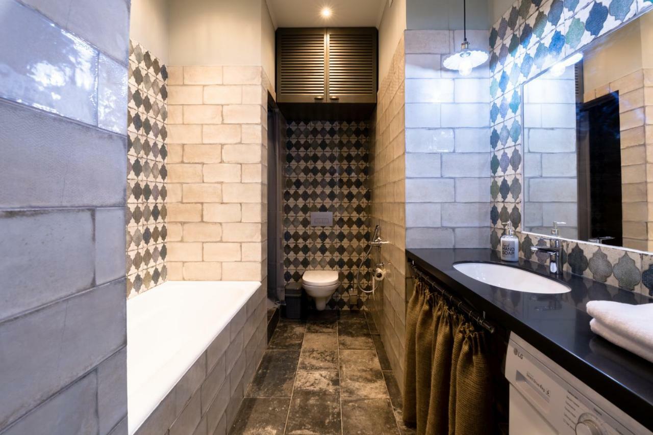 Eco Apartments In French Quarter Kiev Bagian luar foto